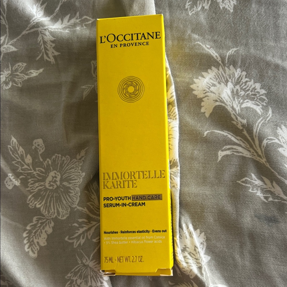 L'OCCITANE Immortelle Karité Serum-In-Cream - Bright Yellow
